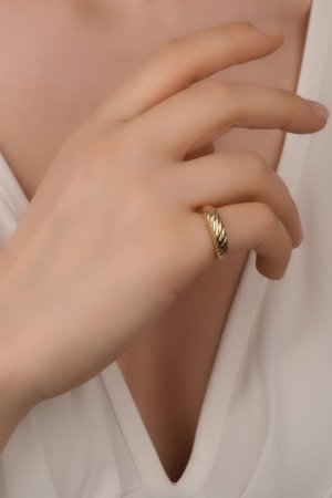 Sarmaşık Yüzük