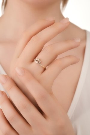 Taşlı Kirpik Yüzük