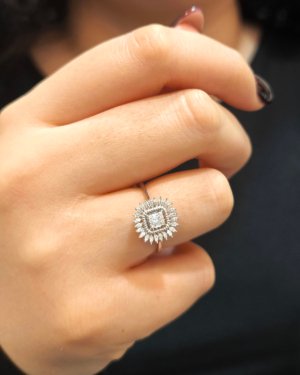 0.19 Karat-Pırlanta-Asteria-Yüzük