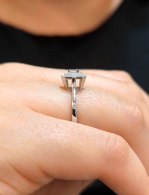 0.23 Karat Pırlanta Rigel Yüzük