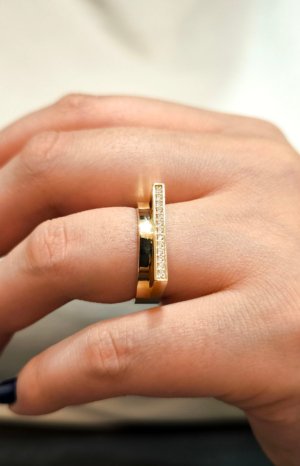 Sıra Taşlı Yüzük