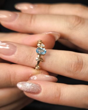 0.59 Karat Mavi Topaz Rose Pırlanta