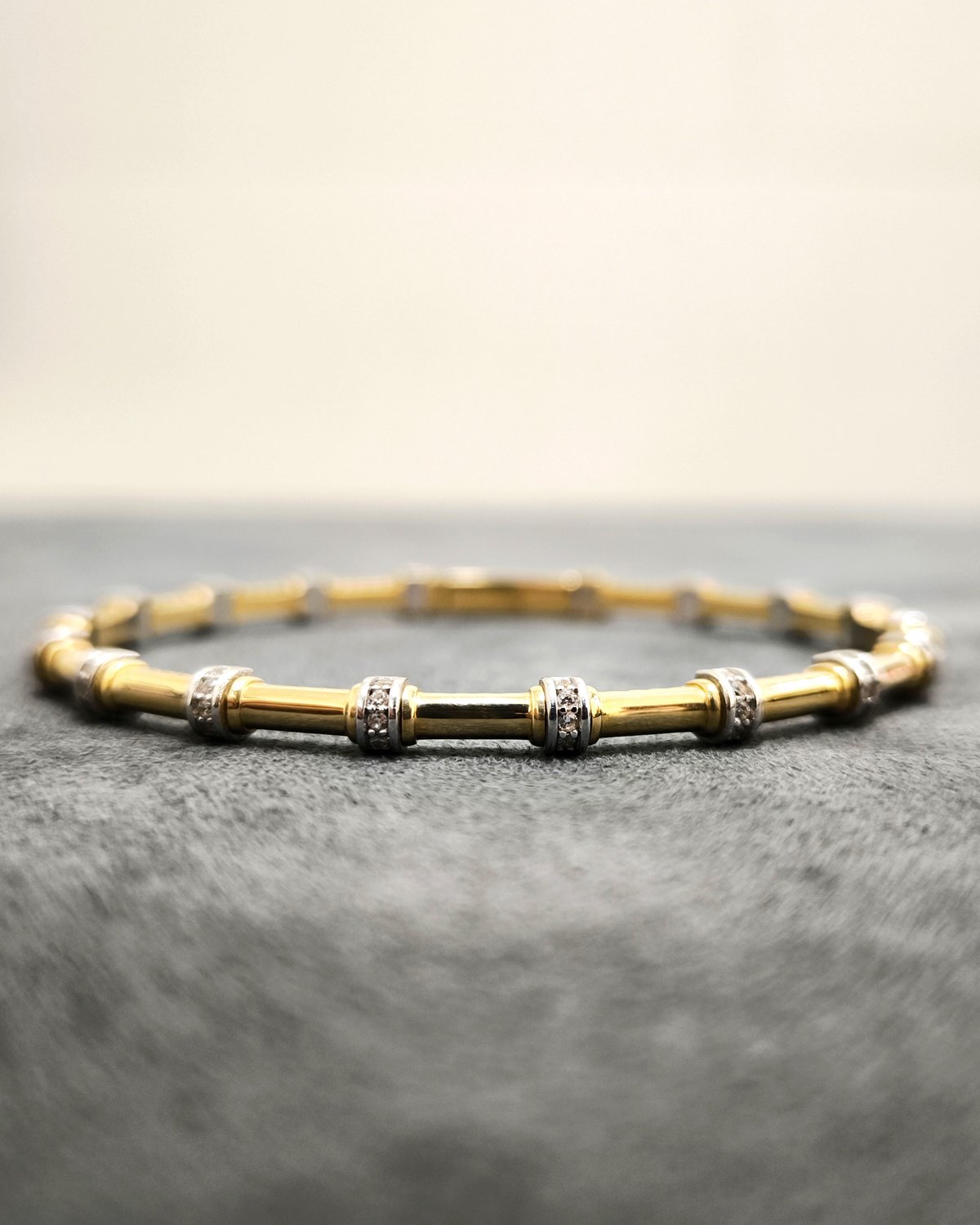 atlamali-tasli-kemik-kelepce-2 Atlamalı Taşlı Kemik Kelepçe