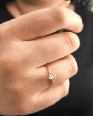 0.21 Karat Pırlanta Rose Yüzük