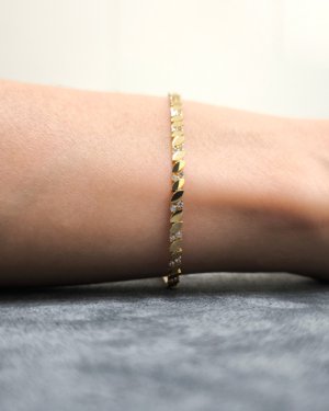 Taşlı Yaprak Bileklik